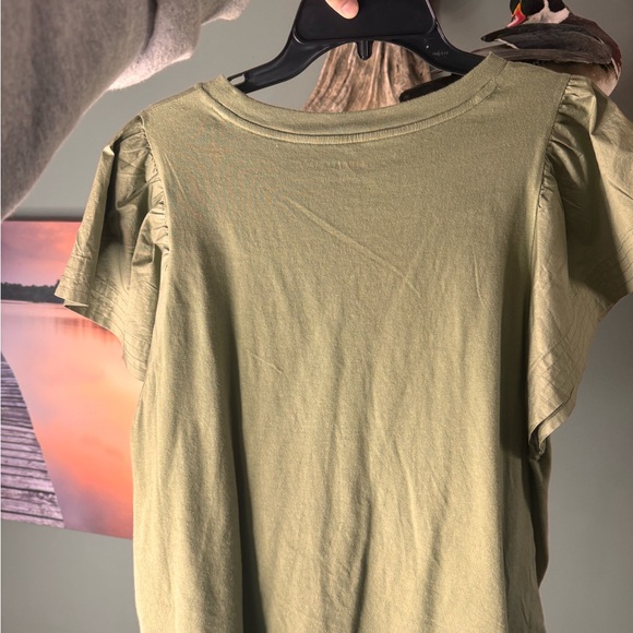 Old Navy Sage Green Short Sleeve Top - Picture 2 of 3